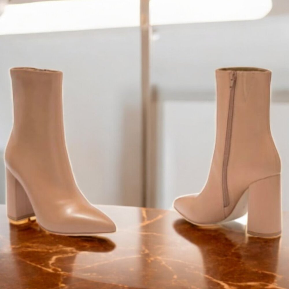 JEFFREY CAMPBELL Lorine Pointed Toe Block Heel Boot Sz 5.5